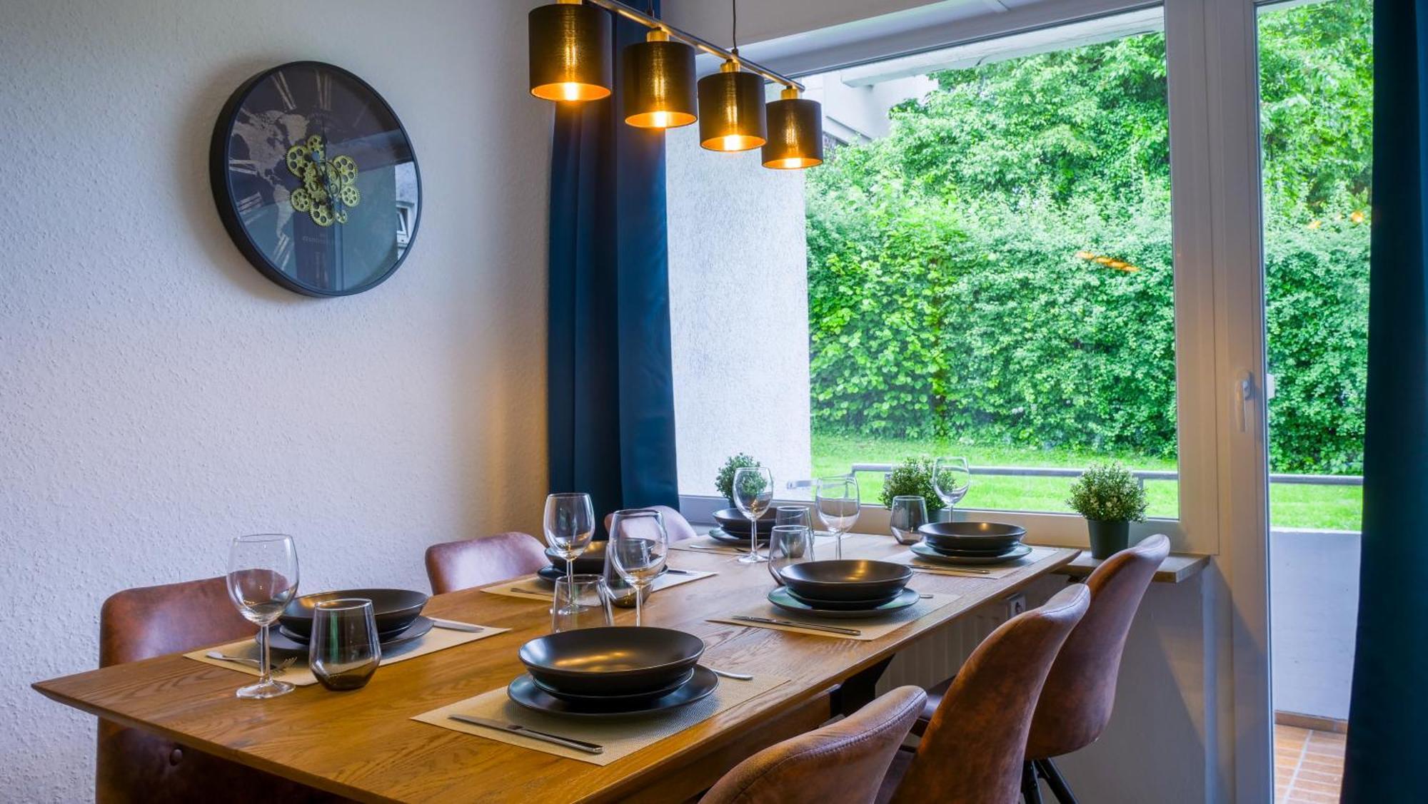 Gross, Modern, Zentrumsnah Mit Parkplatz Und Garten Ulm Ngoại thất bức ảnh